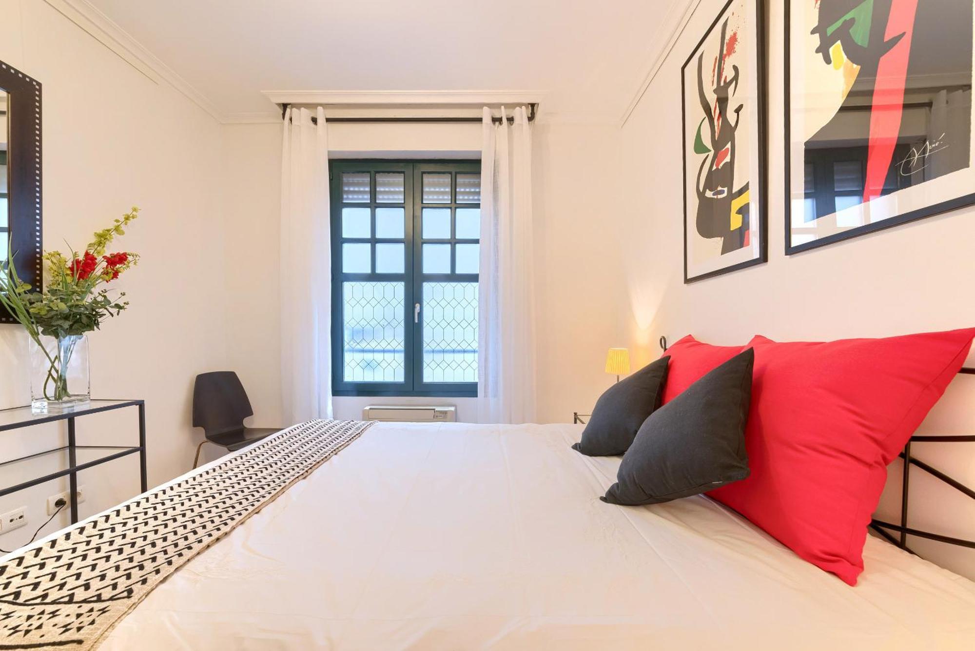 Vivienda Turistica Acogedora Y Elegante En Irala Apartment Bilbao Bagian luar foto