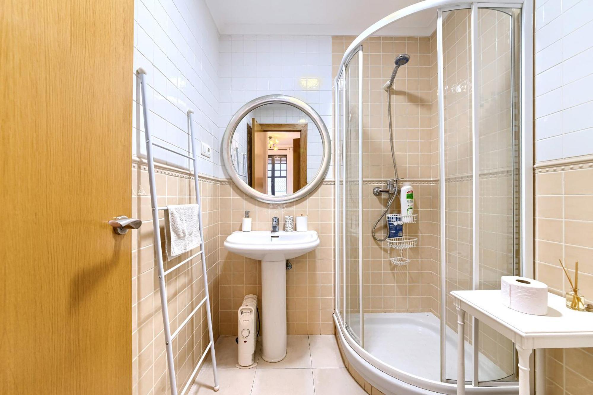 Vivienda Turistica Acogedora Y Elegante En Irala Apartment Bilbao Bagian luar foto