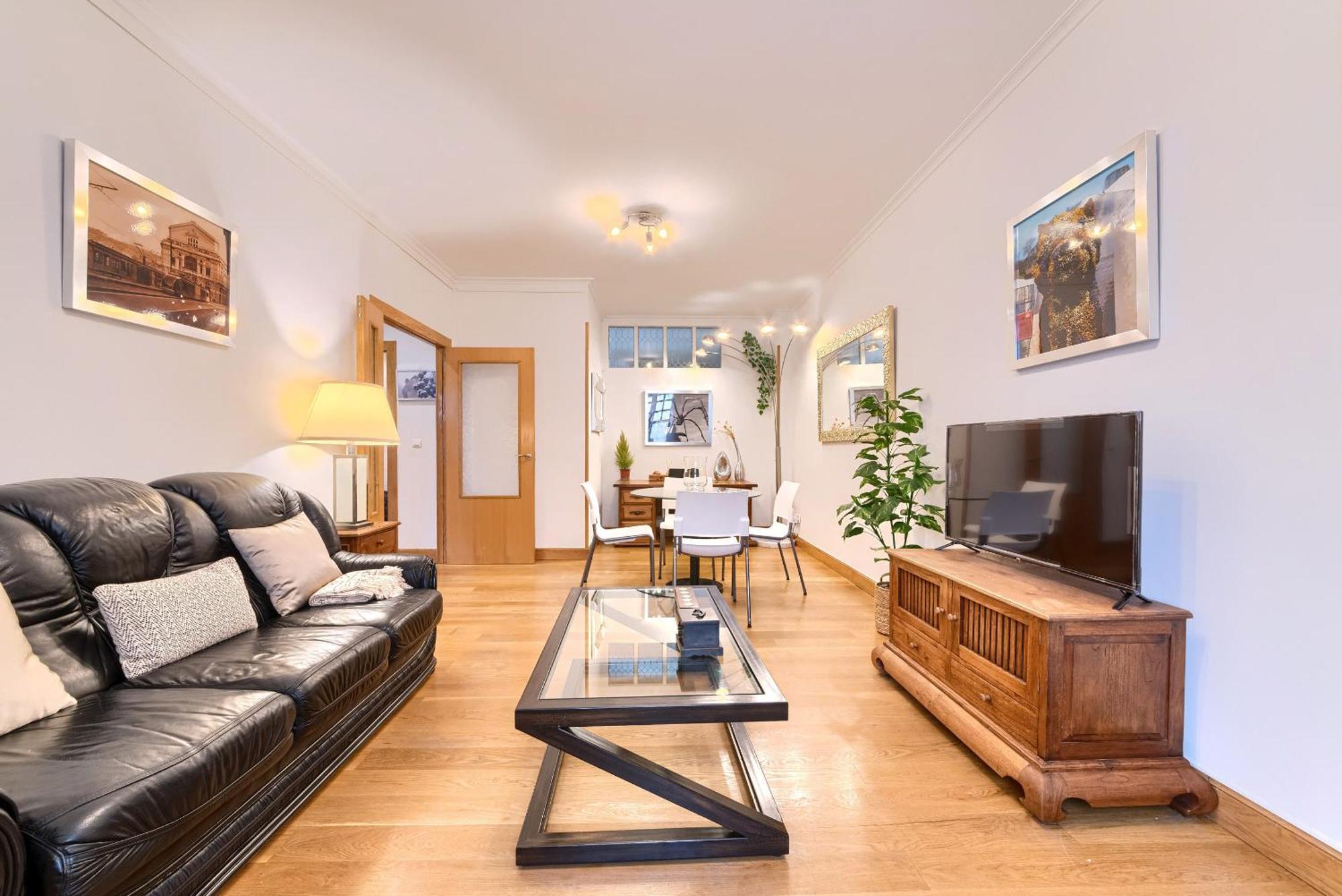 Vivienda Turistica Acogedora Y Elegante En Irala Apartment Bilbao Bagian luar foto