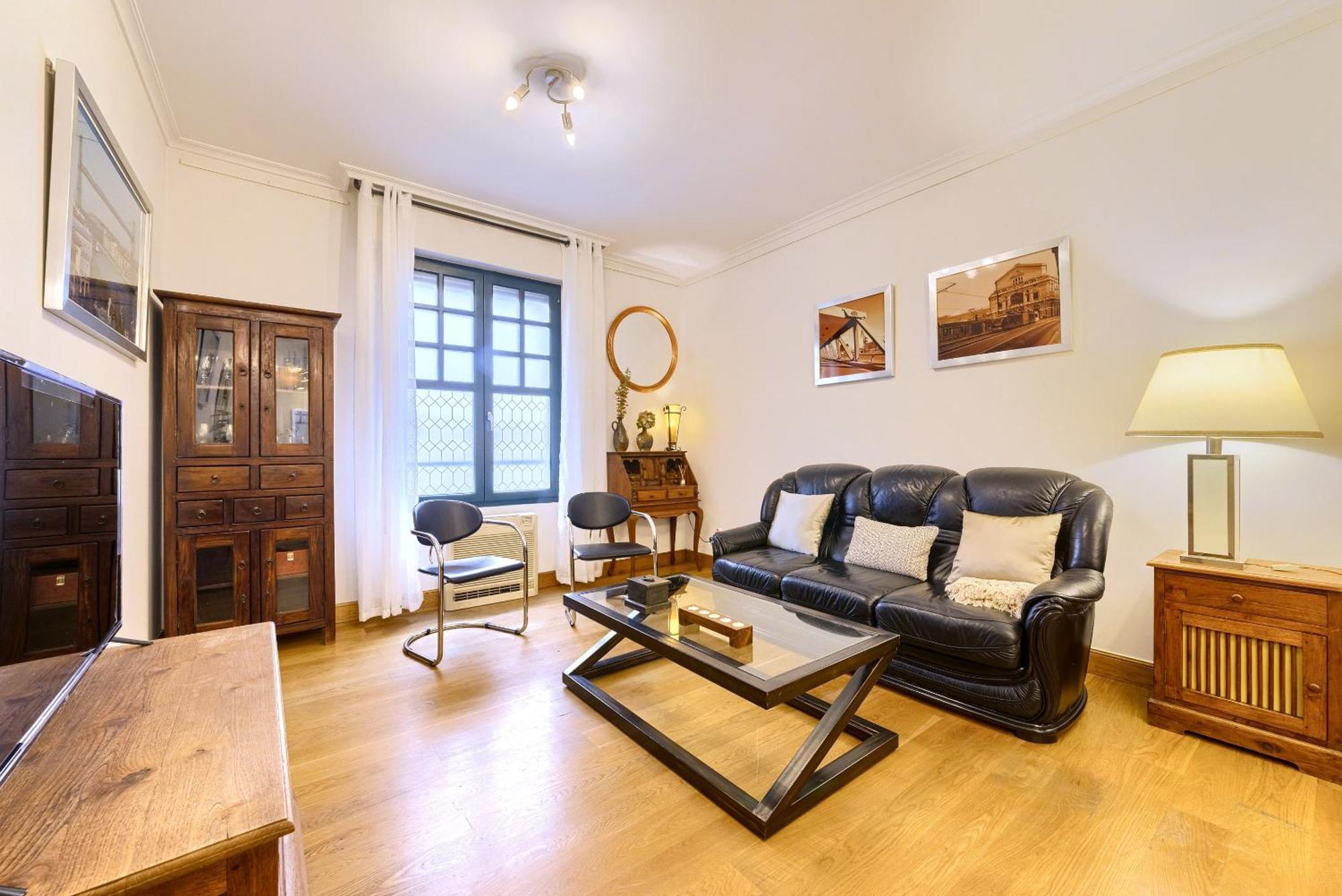 Vivienda Turistica Acogedora Y Elegante En Irala Apartment Bilbao Bagian luar foto